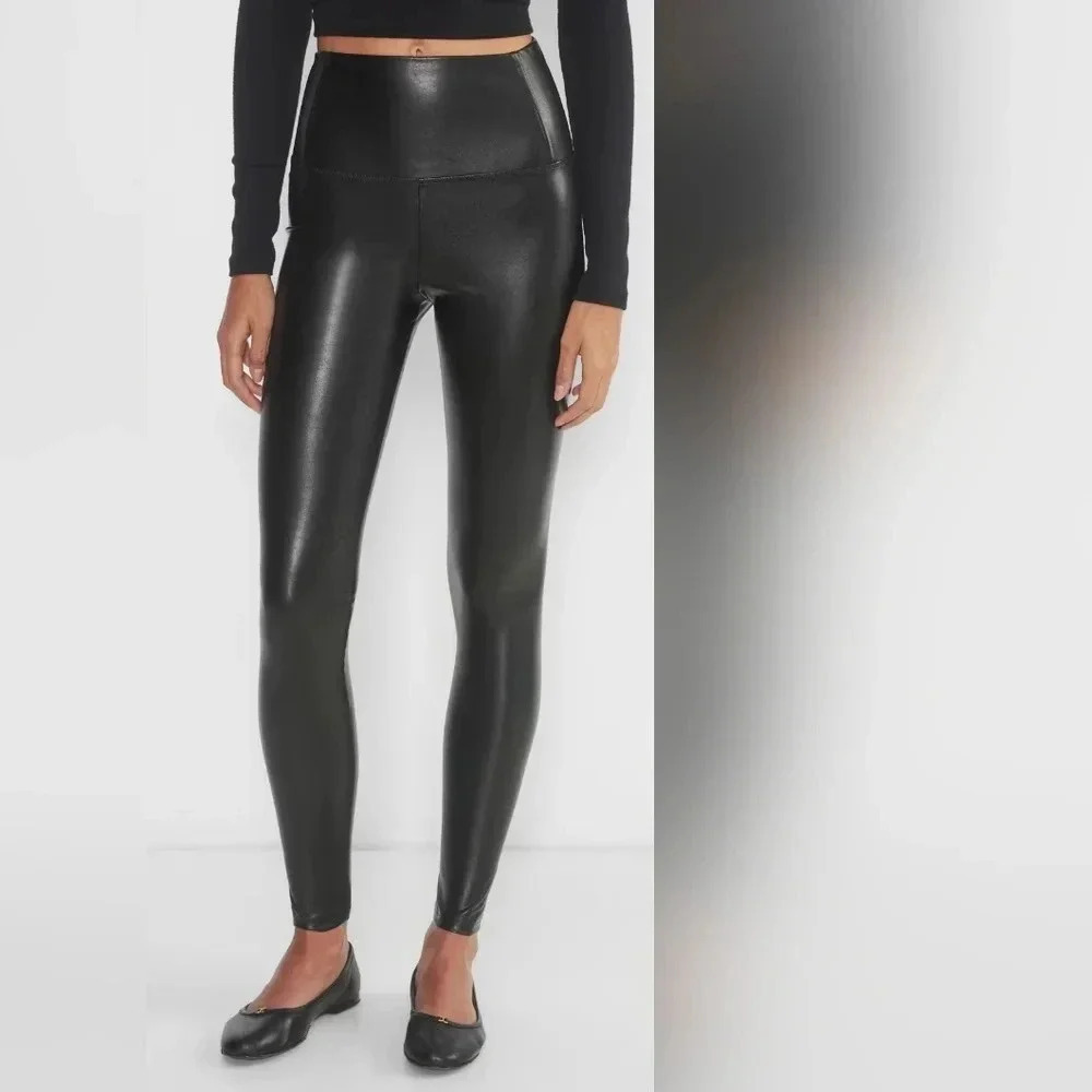 Aritzia Wilfred Free Daria High Waisted  Moto Vegan Leather Biker Pants Black M. - Picture 2 of 12